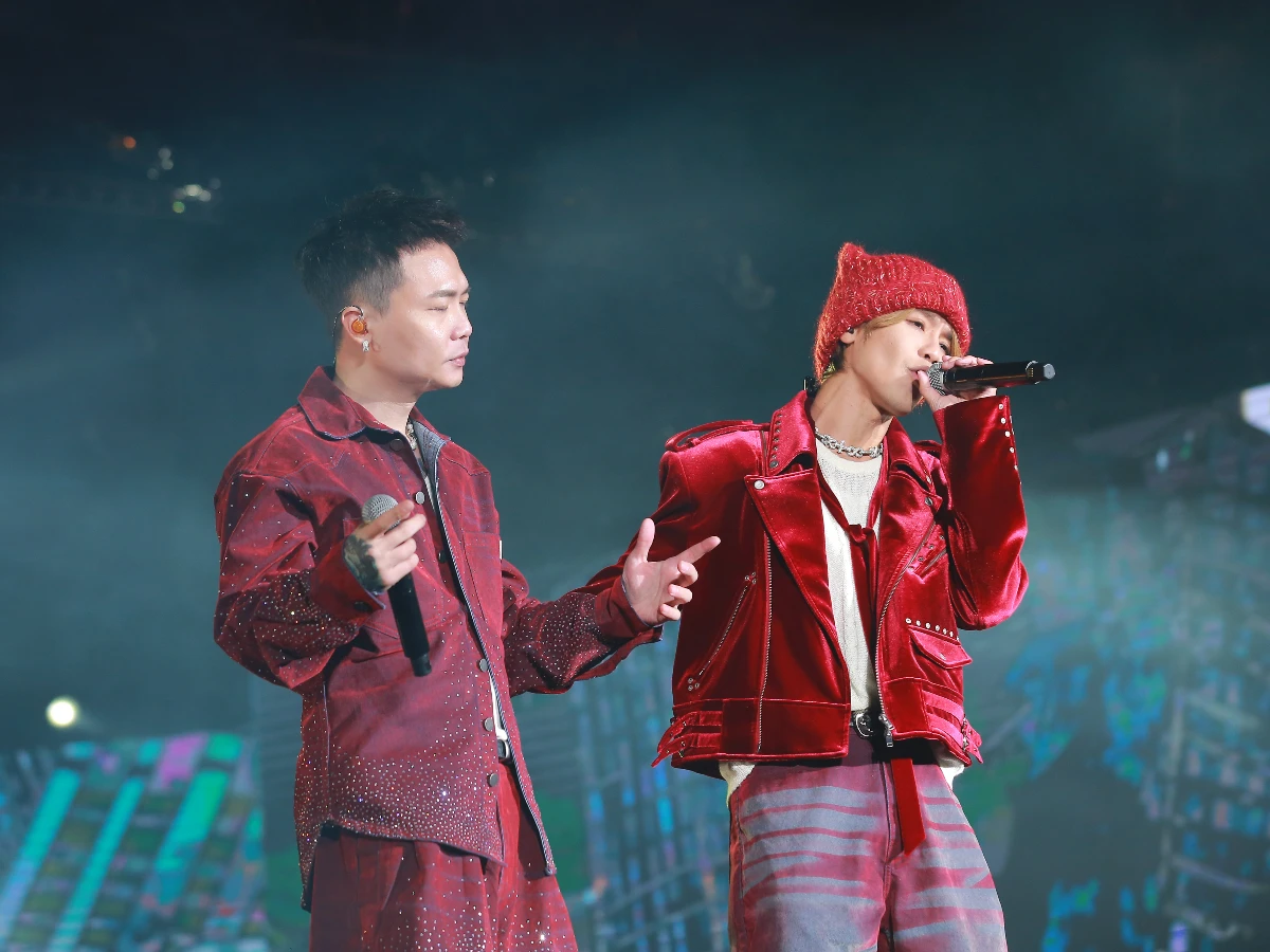 GX 鼓鼓呂思緯、蕭秉治合體，耶誕限定組曲暖翻全場