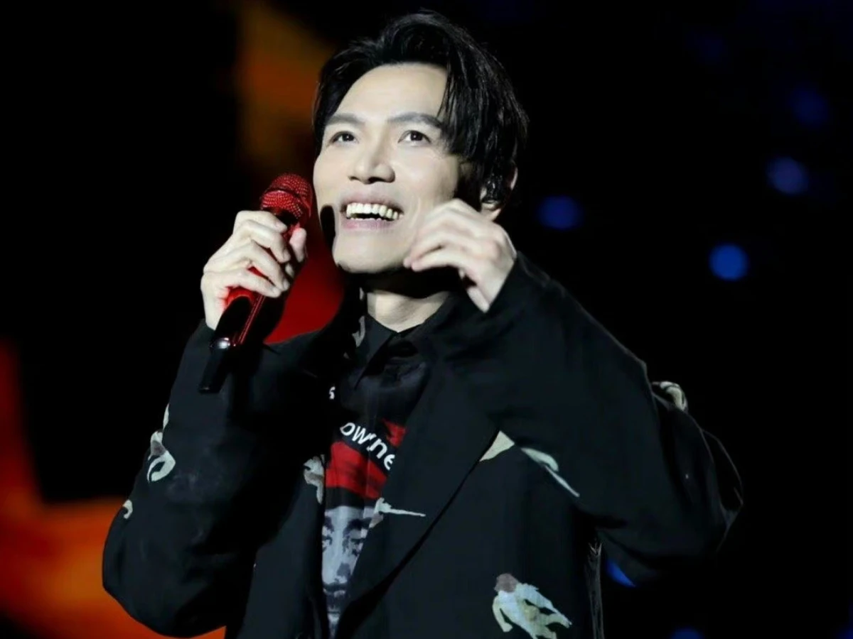 楊宗緯近期被控惡鄰居