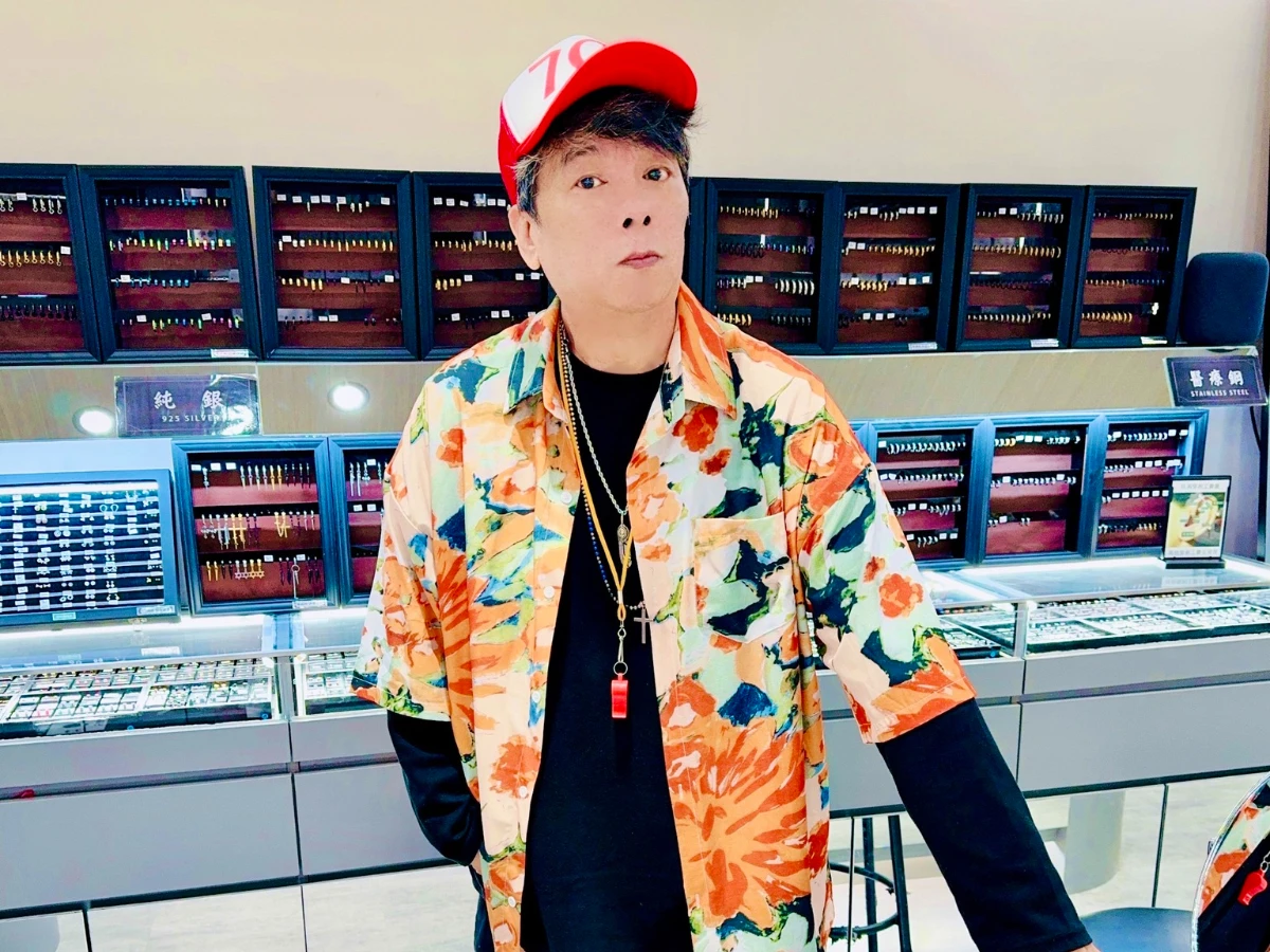 曹西平驚傳離世