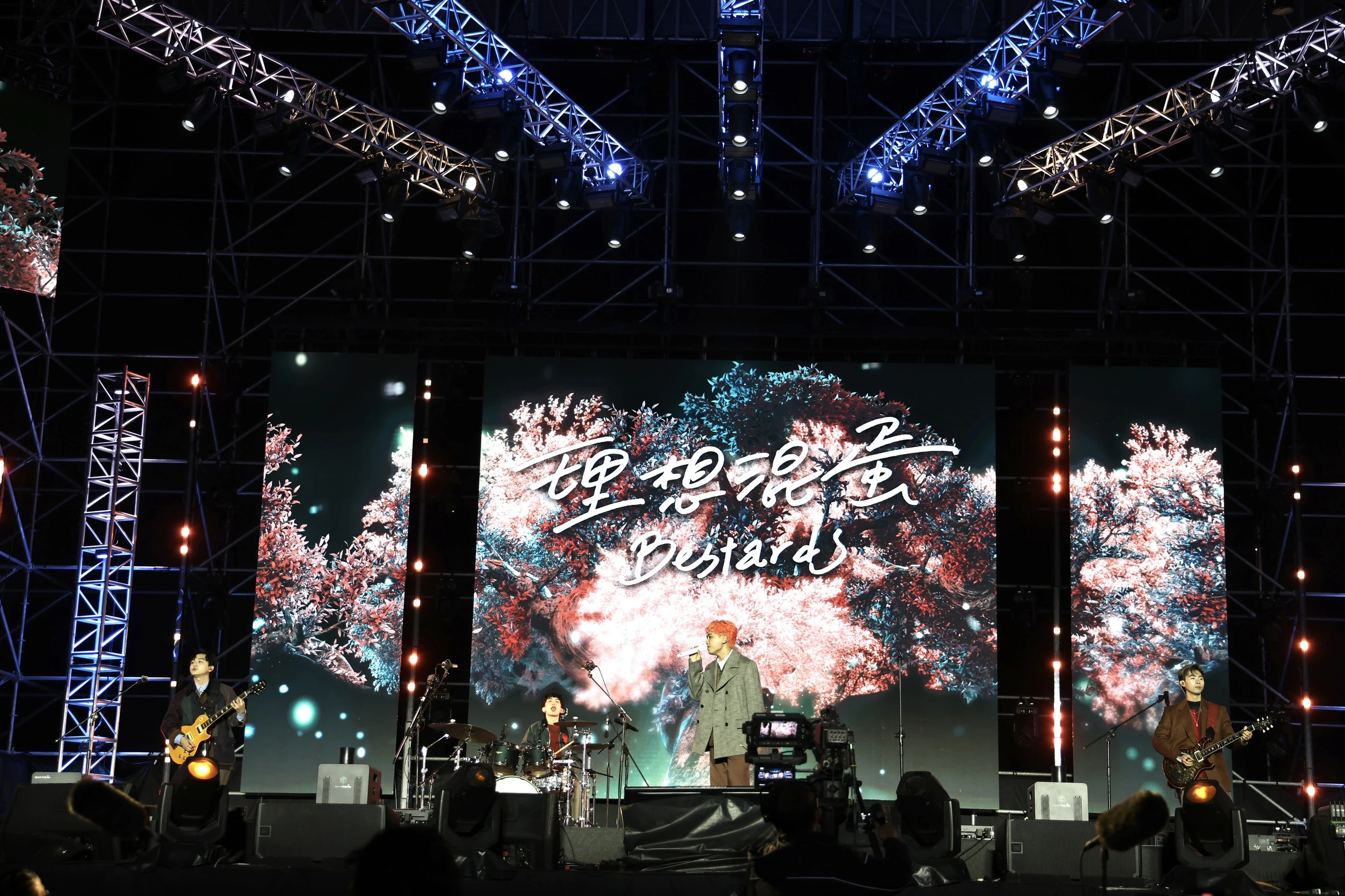 32c808ae-a617-40fd-bb20-42484c72de07