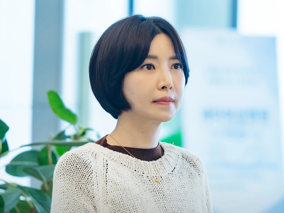 屬蛇＋巳時（09:00&ndash;11:00）