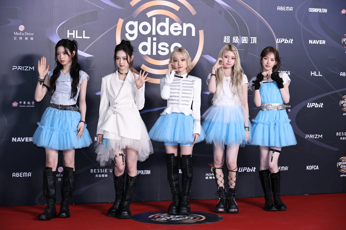 金唱片紅毯造型