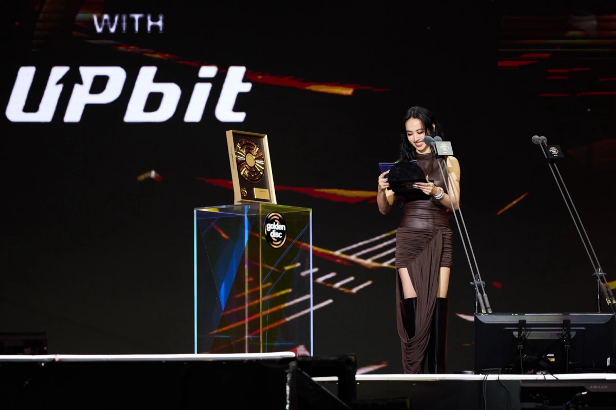 蔡依林、安乾鎬都愛 BVLGARI  B.zero1 項鍊