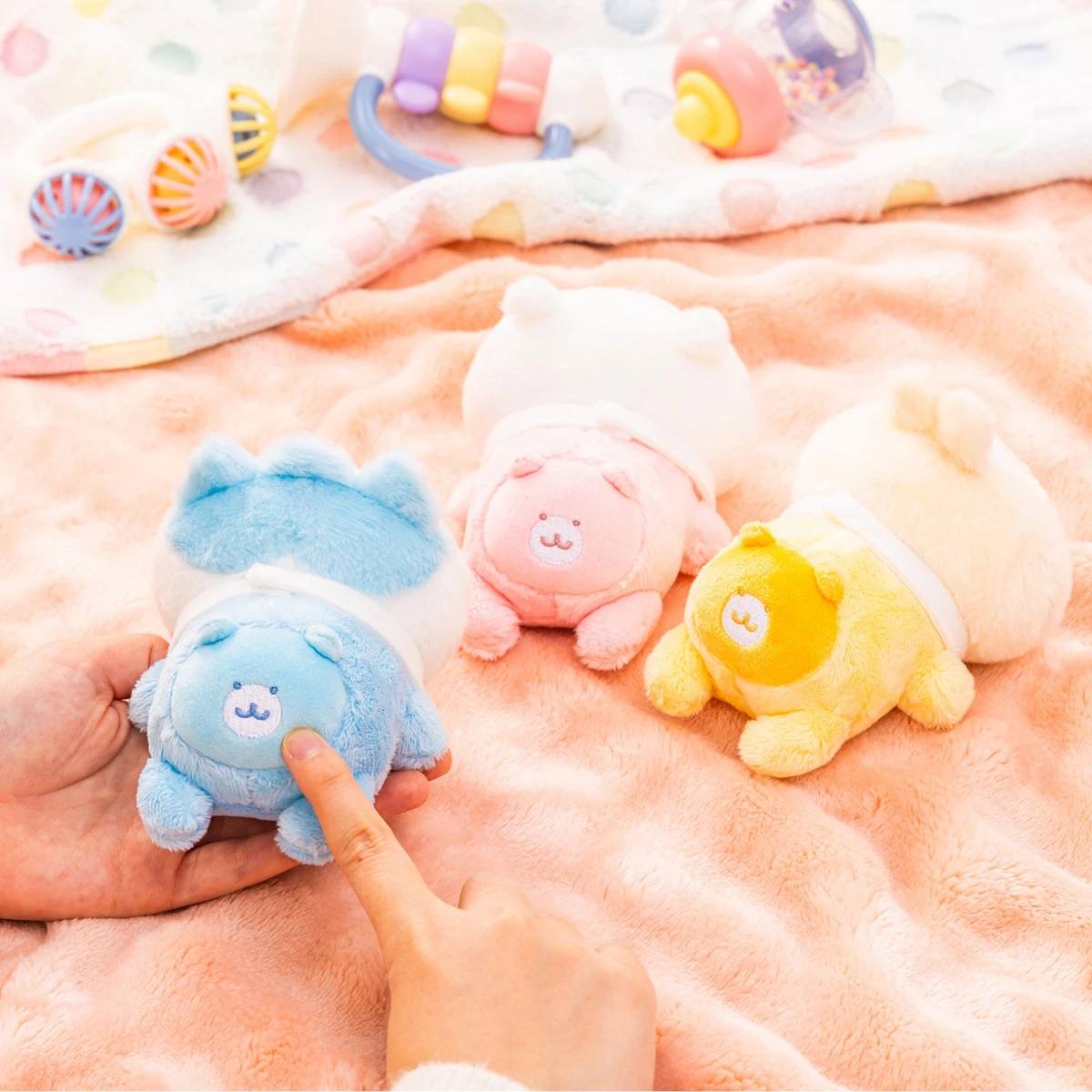 吉伊卡哇寶寶第二彈吊飾、娃娃解鎖新POSE