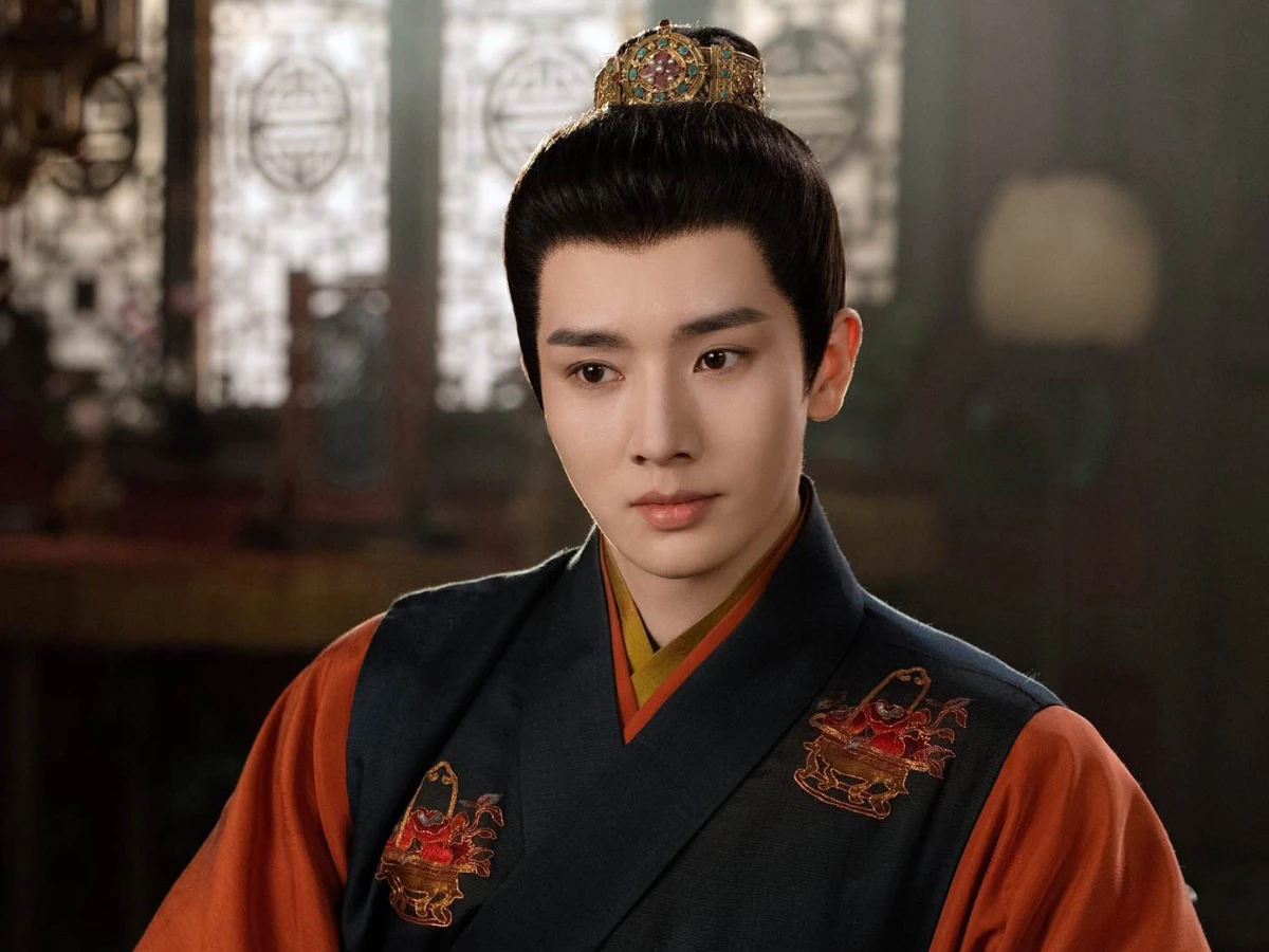 配角陣容：李菲 飾 賀星明