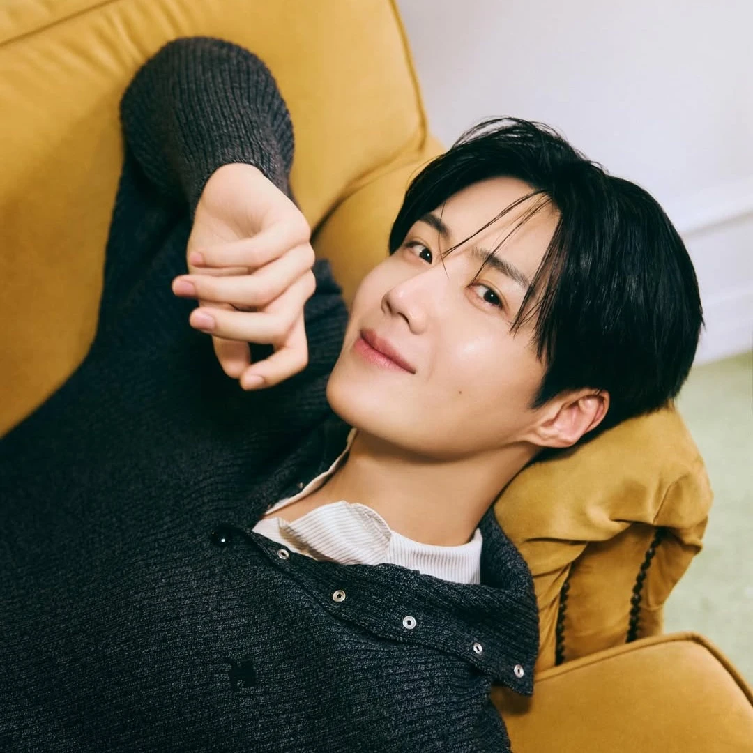 《愛情怎麼翻譯？》金宣虎39歲少年感秘訣曝光！網友狂讚：他的笑容值得諾貝爾獎