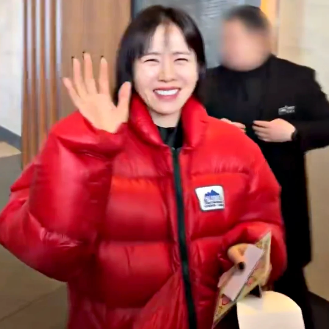孫藝珍超輕量羽絨外套出自「加拿大小眾牌」！全客製、全手工，購買方式更是內行人才懂