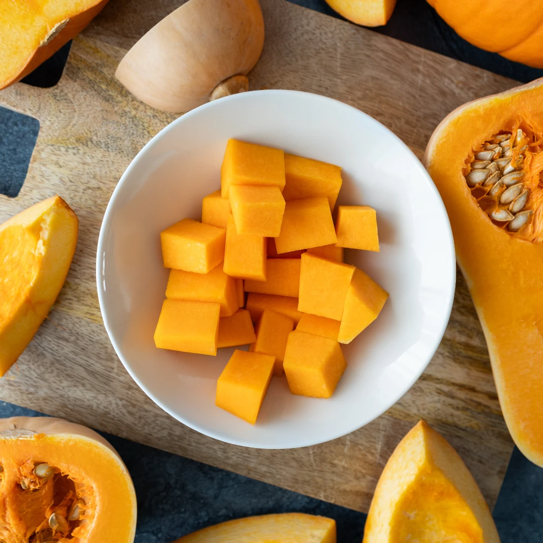 南瓜別只會清蒸！搭配這 5 種食材功效翻倍，護眼、補血，連抗過敏都有感