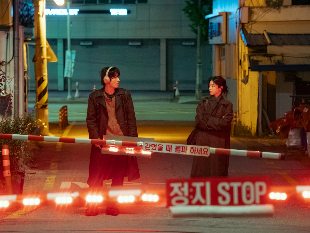 10.《所有人都在與自己的無價值對抗》