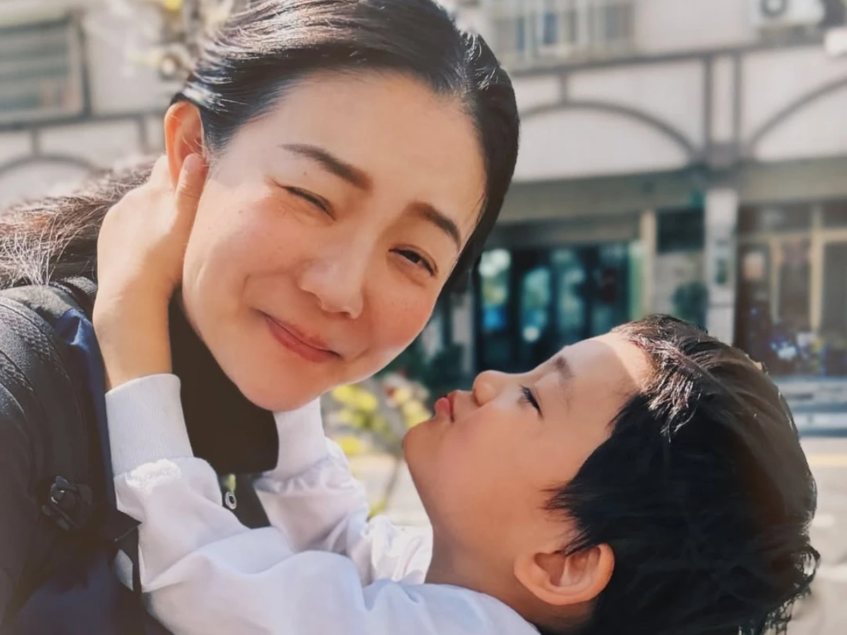 歐陽靖獨自撫養兒子與前夫已未連繫