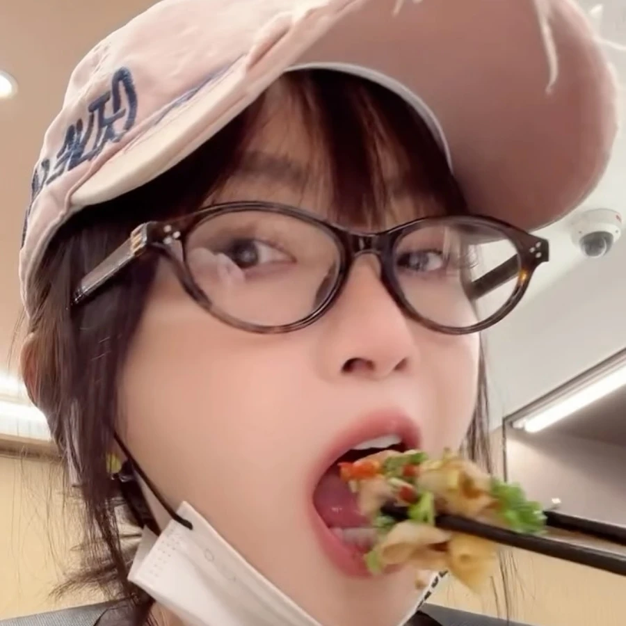 aad314e2-9973-435c-ad91-9449ea7b41b4