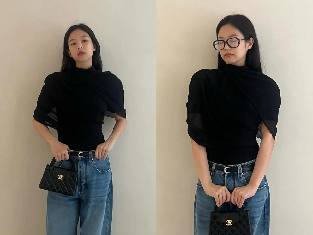 CHANEL Mini Shopping Bag