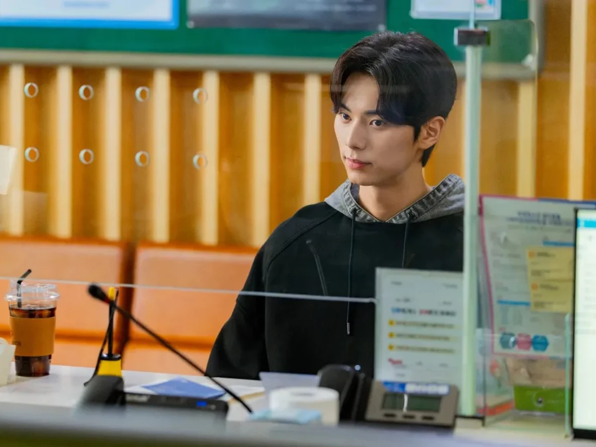 生肖蛇＋巳時（09:00&ndash;11:00）