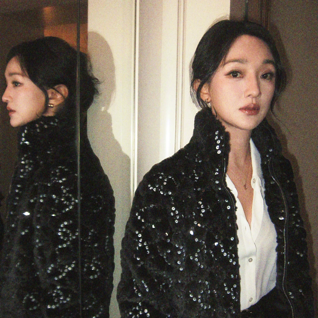 離婚6年終於傳新戀情？51歲周迅遭直擊勾手搭肩神秘男，長相神似梁朝偉上熱搜