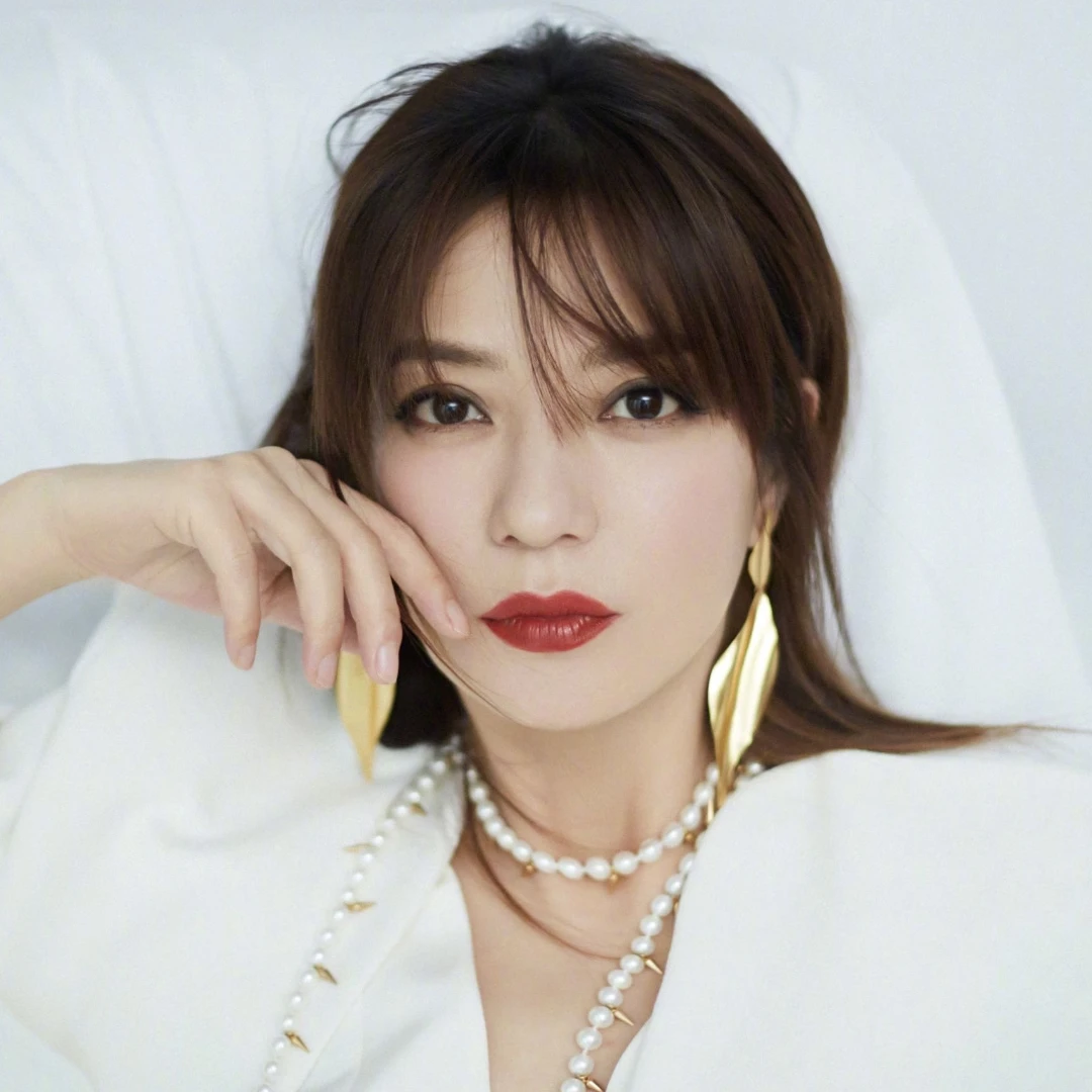 趙薇遭中國全面封殺4年！除夕直播又被黑屏，罕PO長文嘆：一切都會過去