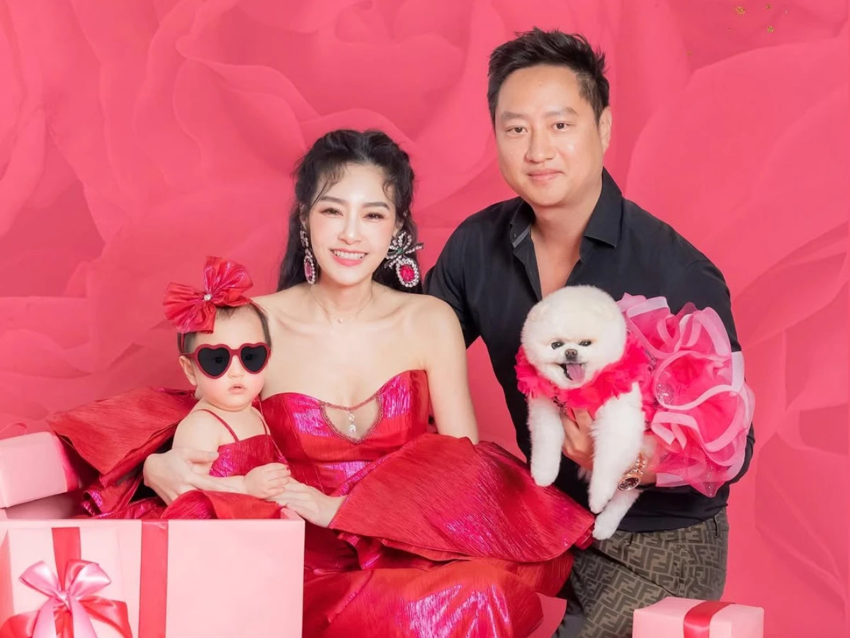 王思佳夫妻互動受關注