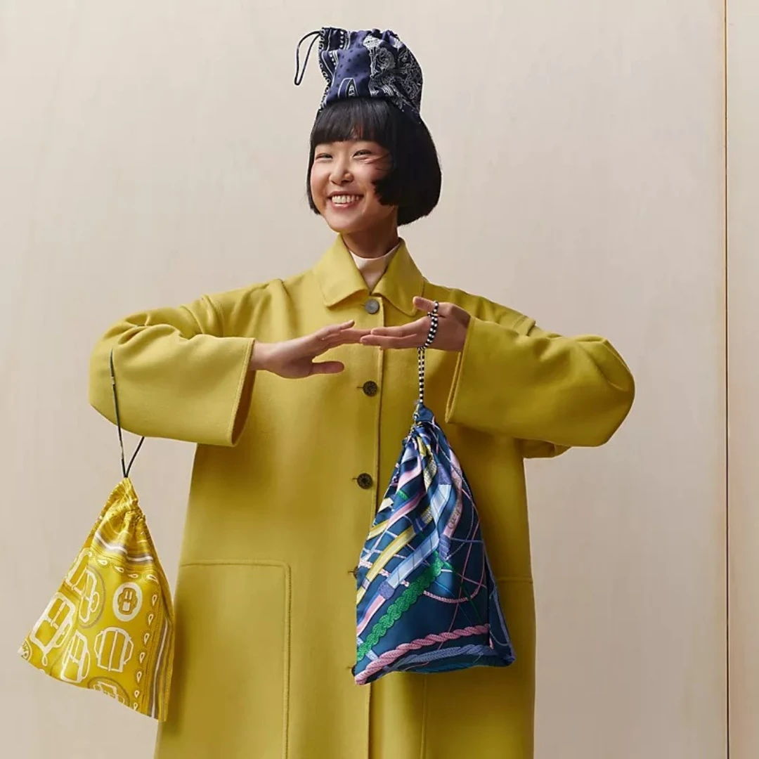 愛馬仕最便宜的包找到了？單入千元價、獨一無二就像開盲盒！Prada抽繩包秀上夯