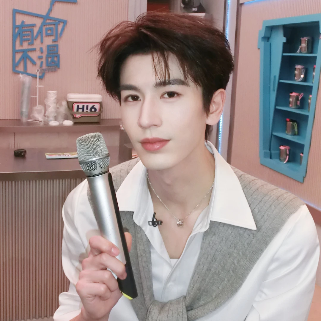 張凌赫失言遭轟歧視！「一句話」惹怒東南亞粉絲，緊急雙語道歉仍被質疑沒誠意