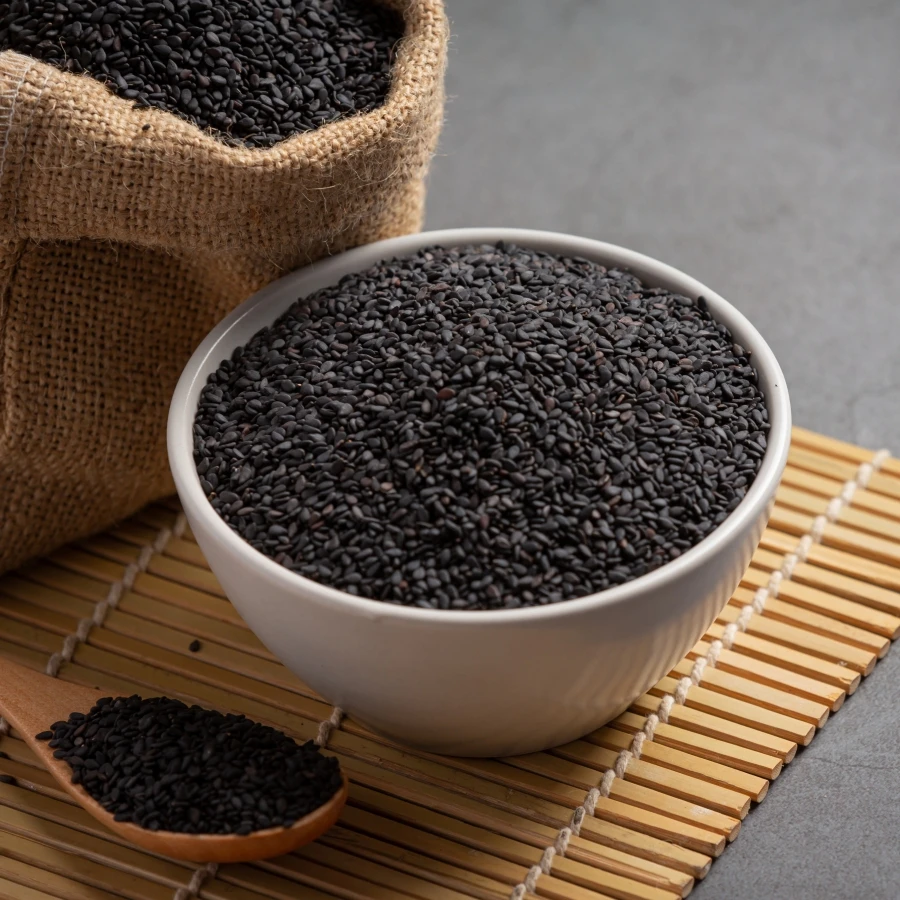 吃什麼可以改善白髮？黑髮營養食物推薦