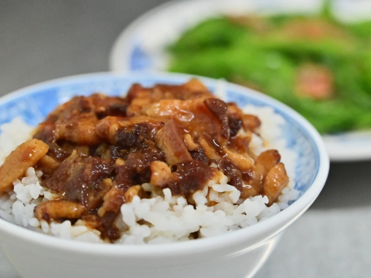 日本人票選台灣必吃美食TOP 4.滷肉飯