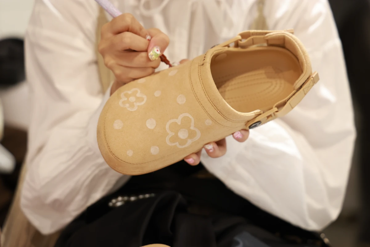 CROCS 新款 Crafted 系列 自由創造！