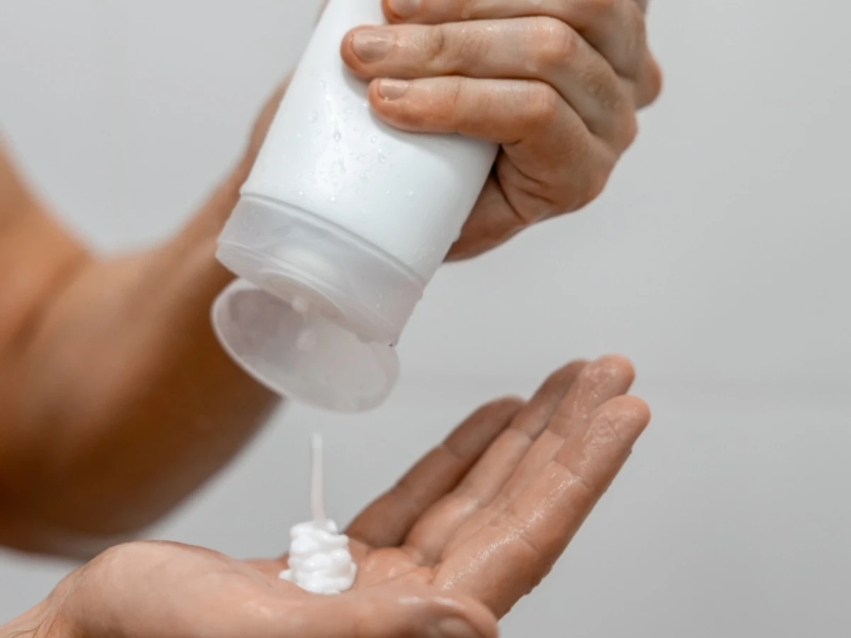 能廢物再利用的好物7.過期護手霜、乳液