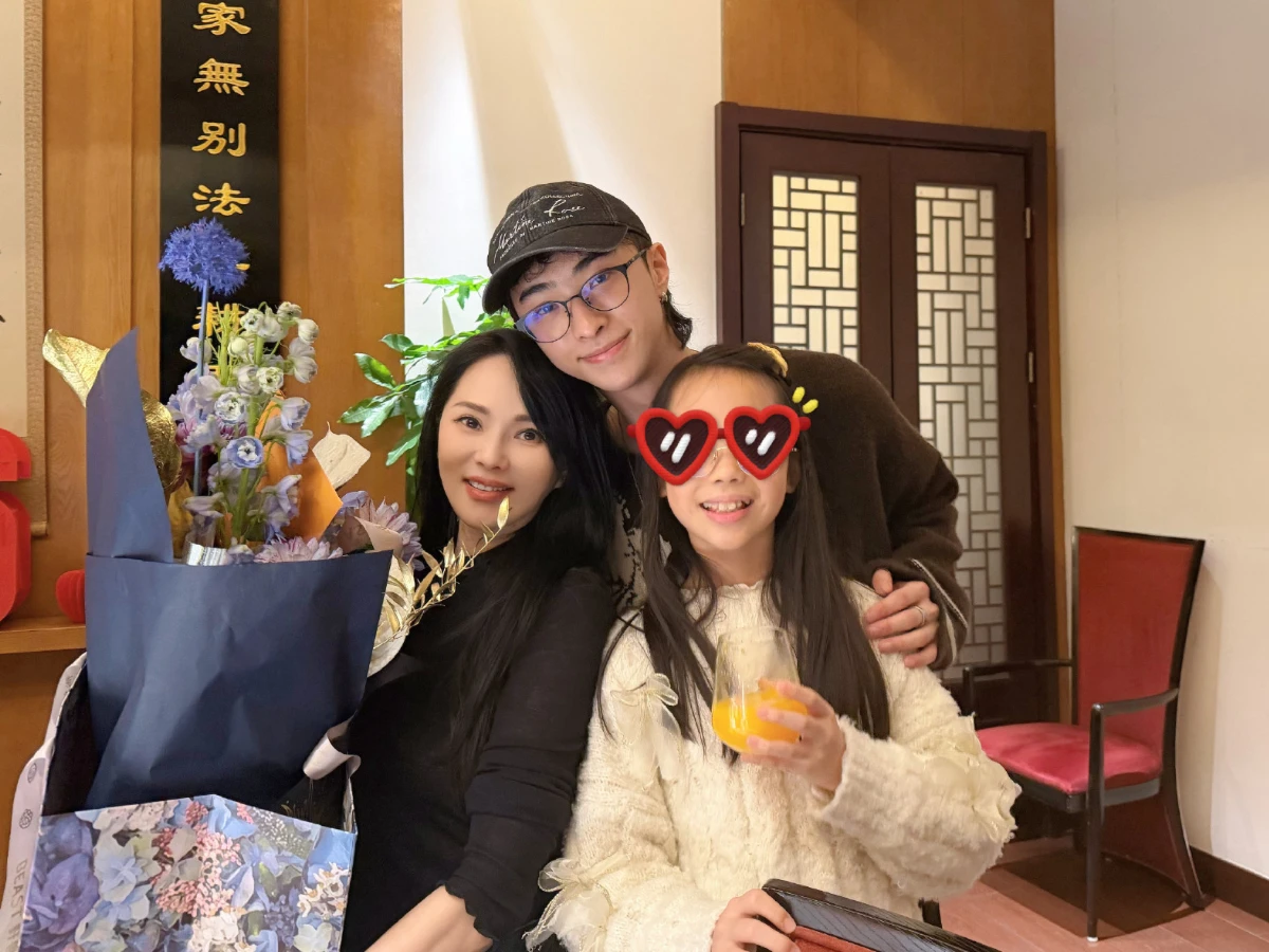 小哈利一句話成再婚關鍵