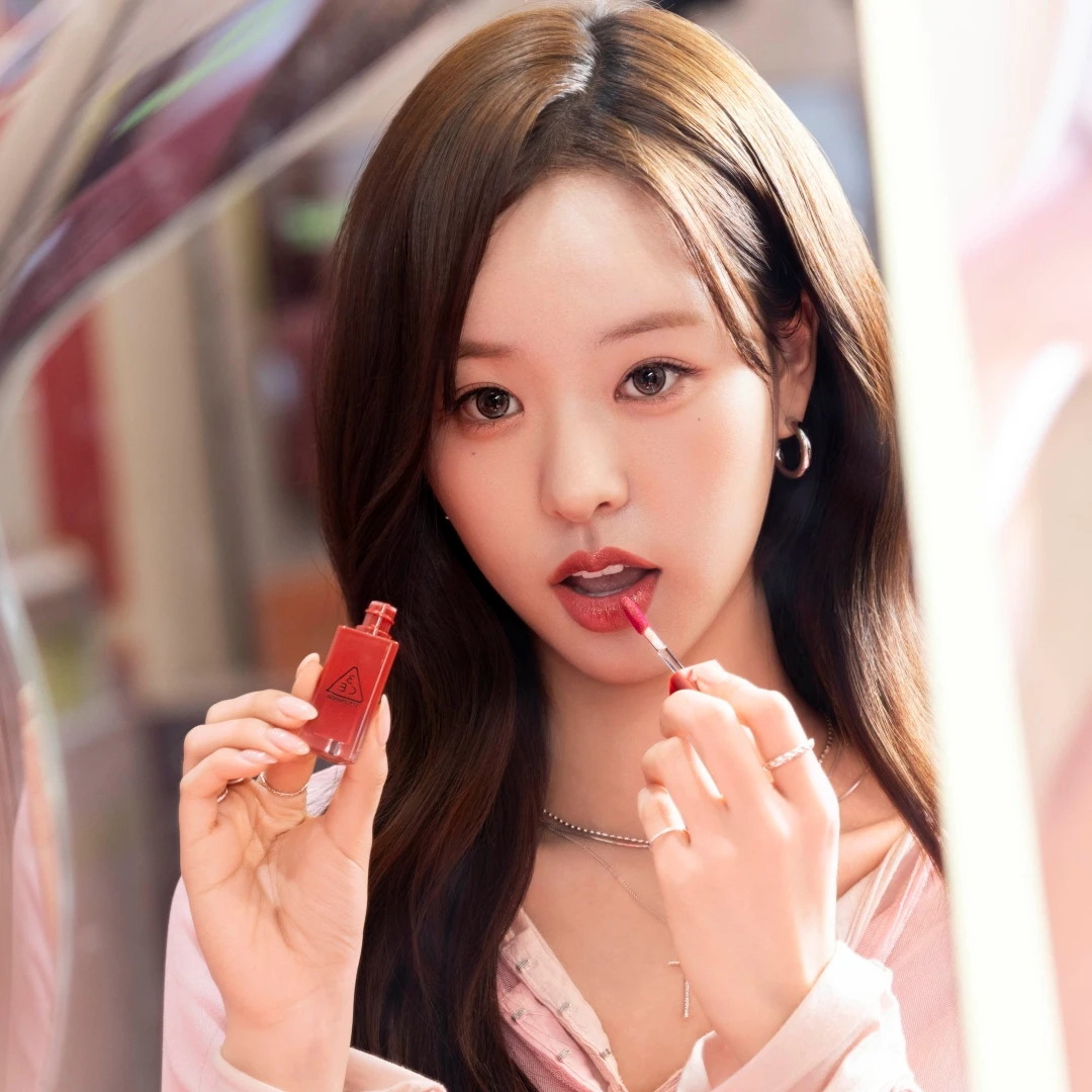 男神、女神都愛用！朴喜珗、Jisoo愛用唇彩公開，張凌赫同款更是美瘋，一抹顏值直接開掛