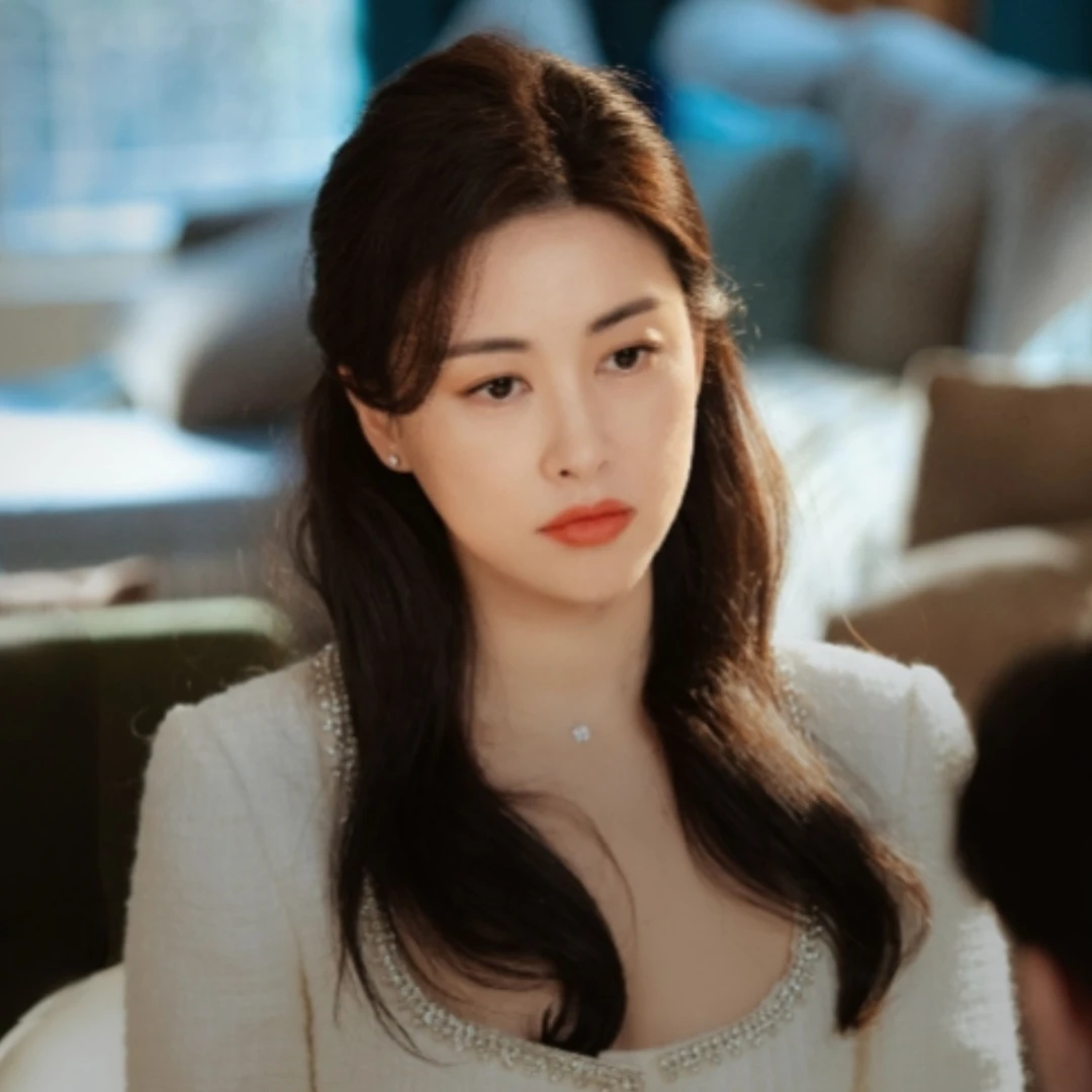桃花旺又帶財！擁有「金桃花」的4星座女！「這位」歷任對象都多金、全憑本身實力過硬從不依附