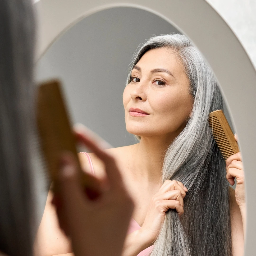 白髮變多反而更美？髮型師都在用的「4大遮白髮神技」讓人年輕一輪又不傷頭皮